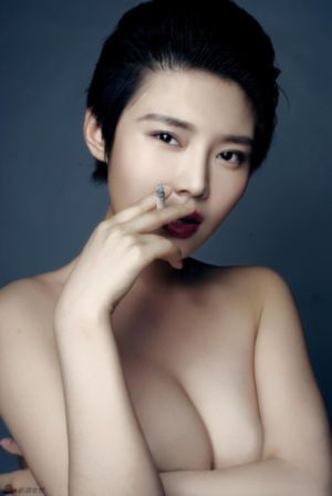 黑帮大佬和我的365日第二_超清手机在线观看
