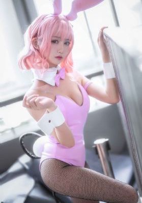 挺进美艳老师雪白翘臀小说_BD完整在线观看